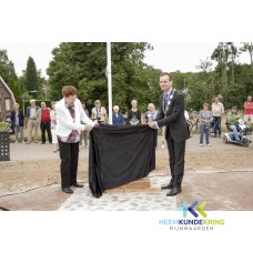 12 -7-2015 Onthulling grafsteen Herwen Coll. P.Snip- HKR (44)